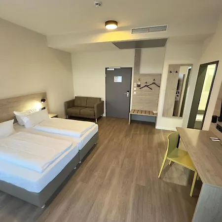 Dimas - Rust 4* אטנהיים